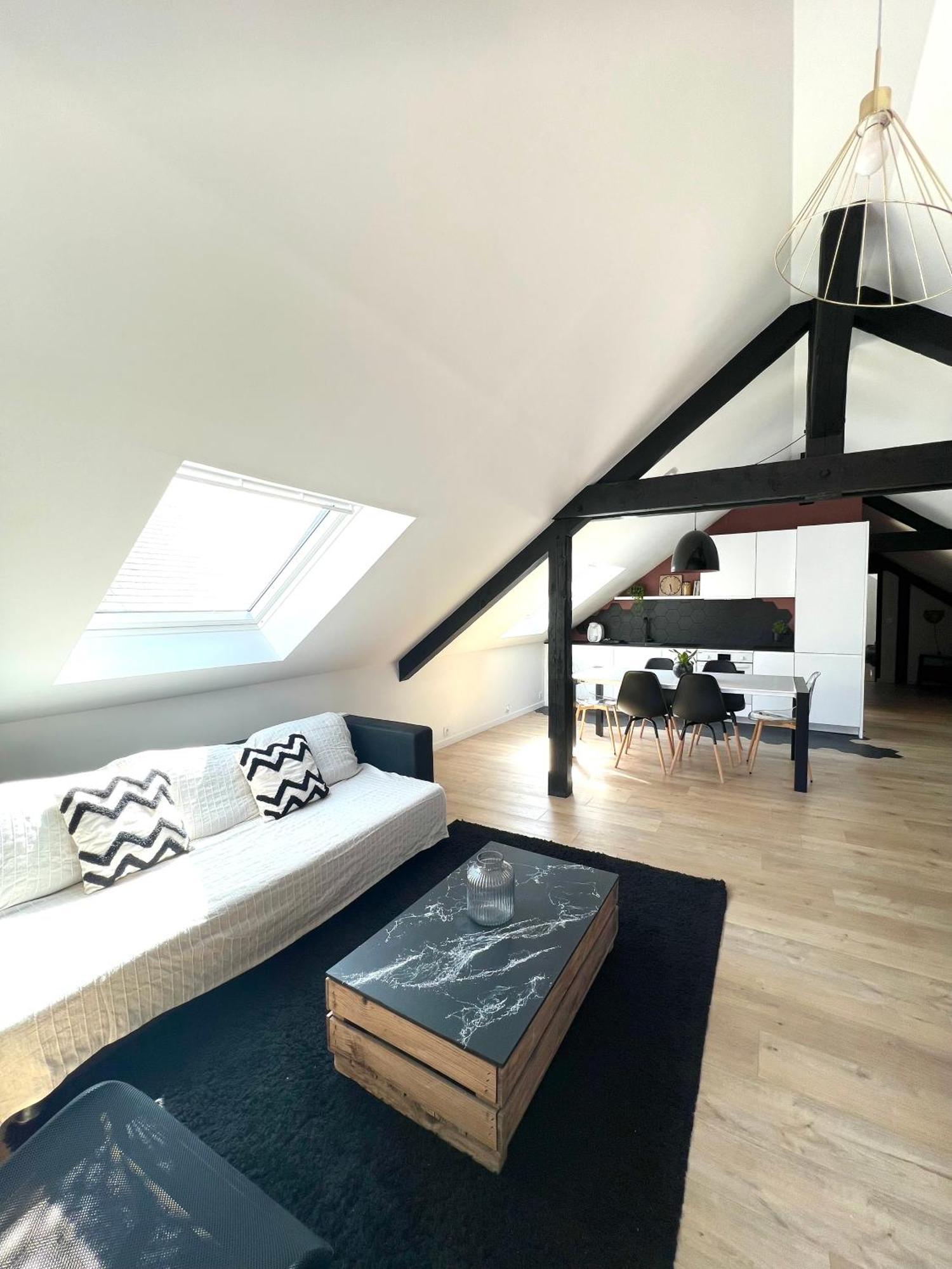 Appartement Spacieux Et Lumineux Proche Du Centre Historique Dol-de-Bretagne Bagian luar foto